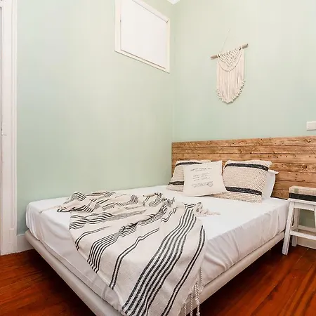 Apartamento Charming Anjos |rentexperience Lisboa